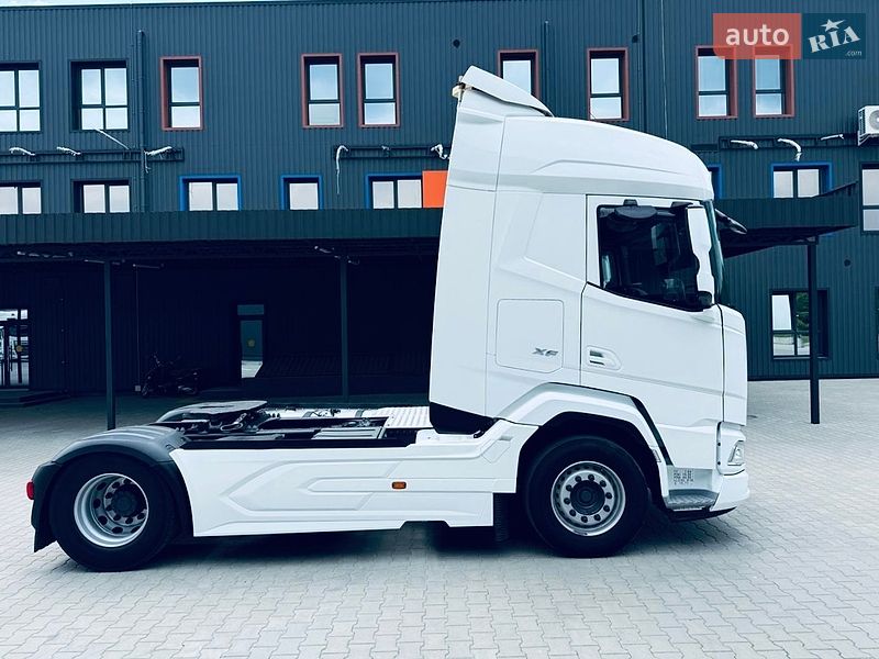 Тягач DAF XF 2023 в Дубні