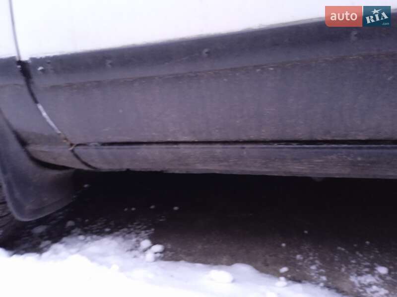 Седан Daihatsu Applause 1991 в Шептицькому