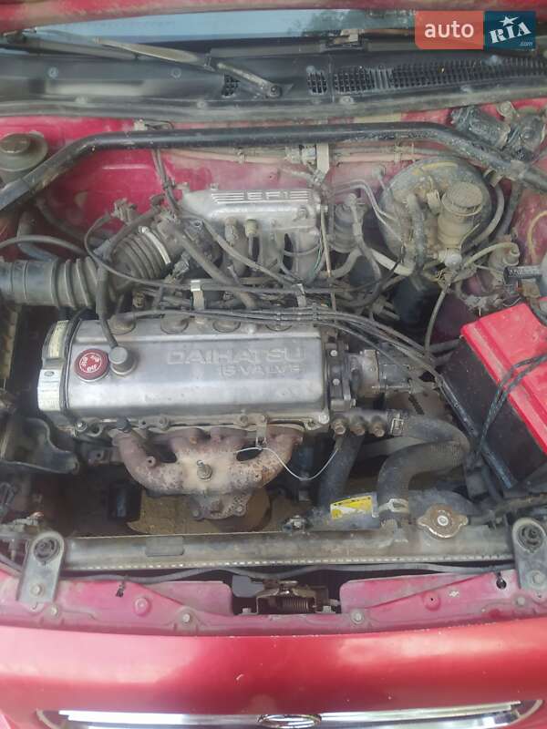 Седан Daihatsu Applause 1996 в Каменец-Подольском фото 7 Седан Daihatsu Applause 1996 в Каменец-Подольском
