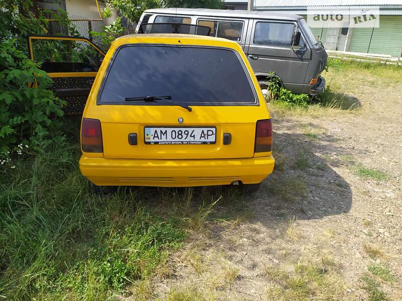 Хэтчбек Daihatsu Charade 1987 в Мамаевцах