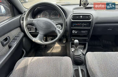 Седан Daihatsu Charade 1996 в 