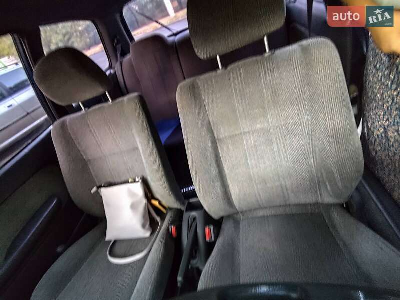 Хэтчбек Daihatsu Charade 1994 в Одессе