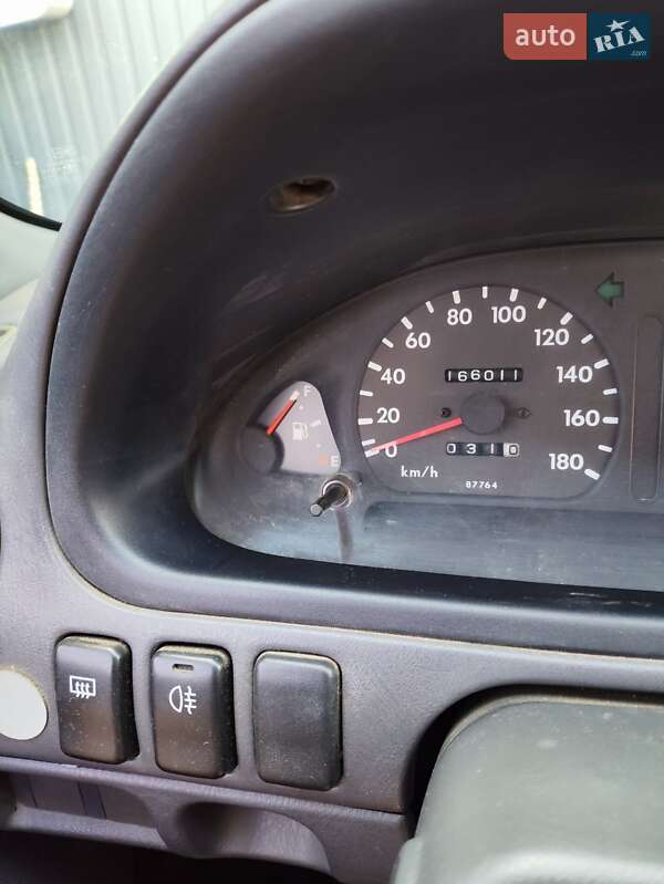 Хэтчбек Daihatsu Charade 1994 в Одессе