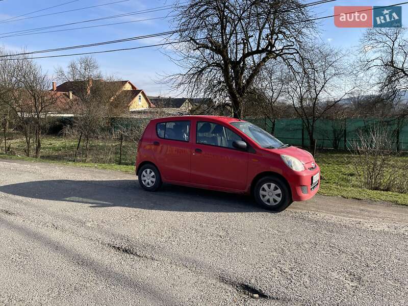 Хетчбек Daihatsu Cuore 2010 в Ужгороді