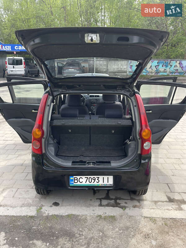 Хэтчбек Daihatsu Cuore 2007 в Львове