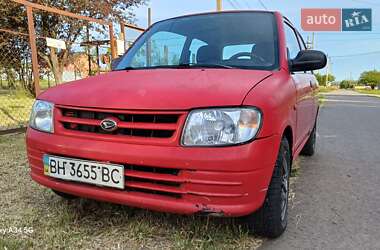 Хэтчбек Daihatsu Cuore 2000 в 