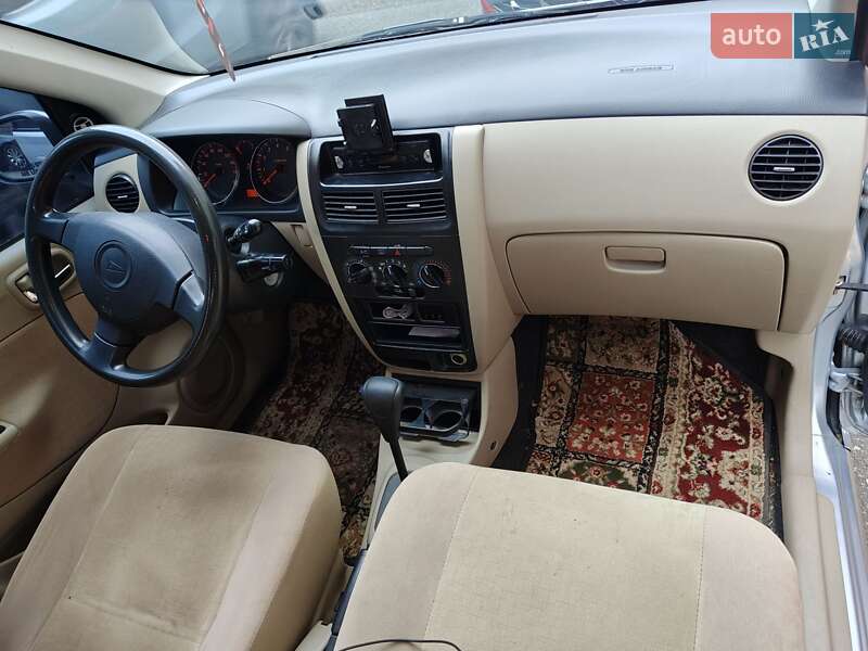 Хетчбек Daihatsu Cuore 2006 в Києві фото 11 Хетчбек Daihatsu Cuore 2006 в Києві