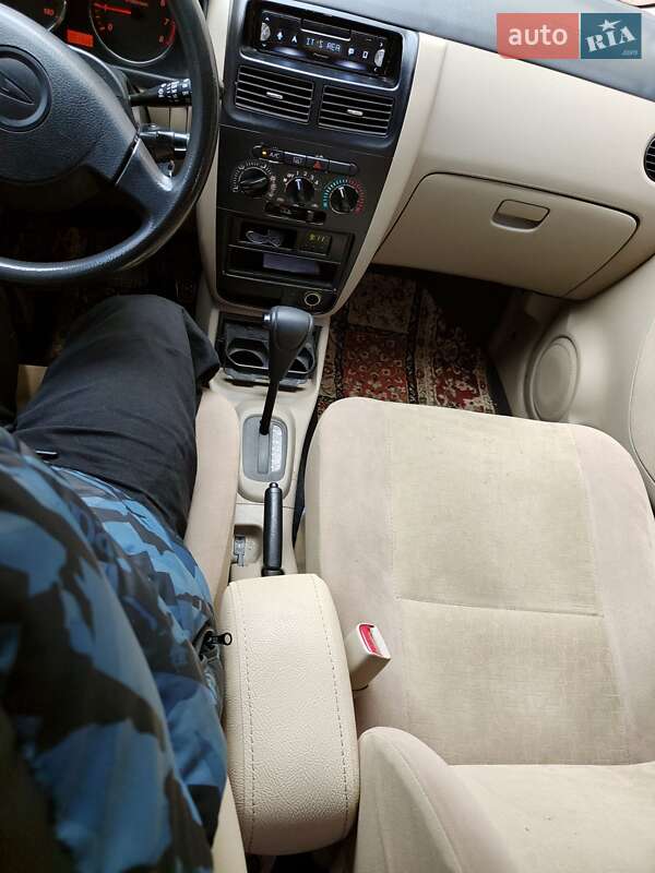 Хетчбек Daihatsu Cuore 2006 в Києві фото 12 Хетчбек Daihatsu Cuore 2006 в Києві