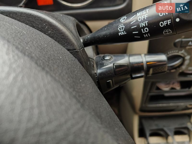 Хэтчбек Daihatsu Cuore 2006 в Киеве