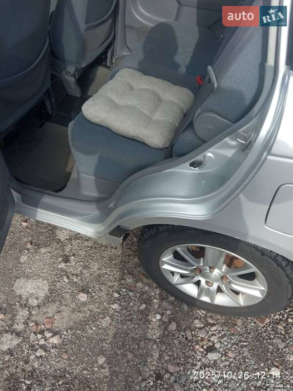 Мінівен Daihatsu Gran Move 1999 в Харкові