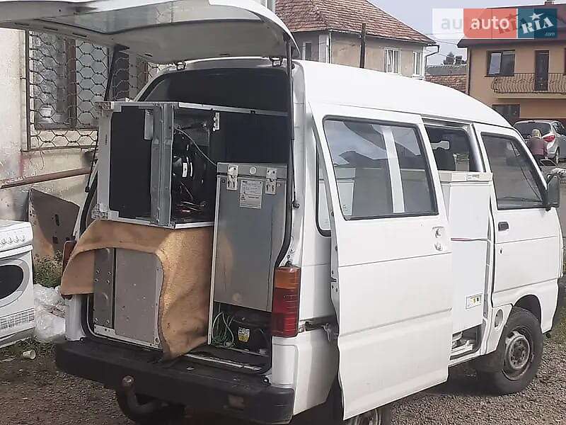 Мінівен Daihatsu Hijet 1997 в Долині