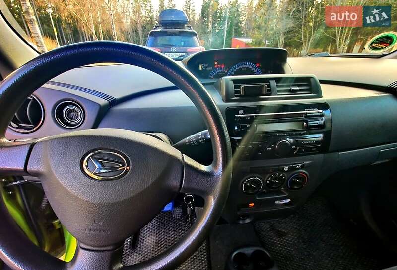 Хэтчбек Daihatsu Materia 2007 в Киеве фото 7 Хэтчбек Daihatsu Materia 2007 в Киеве