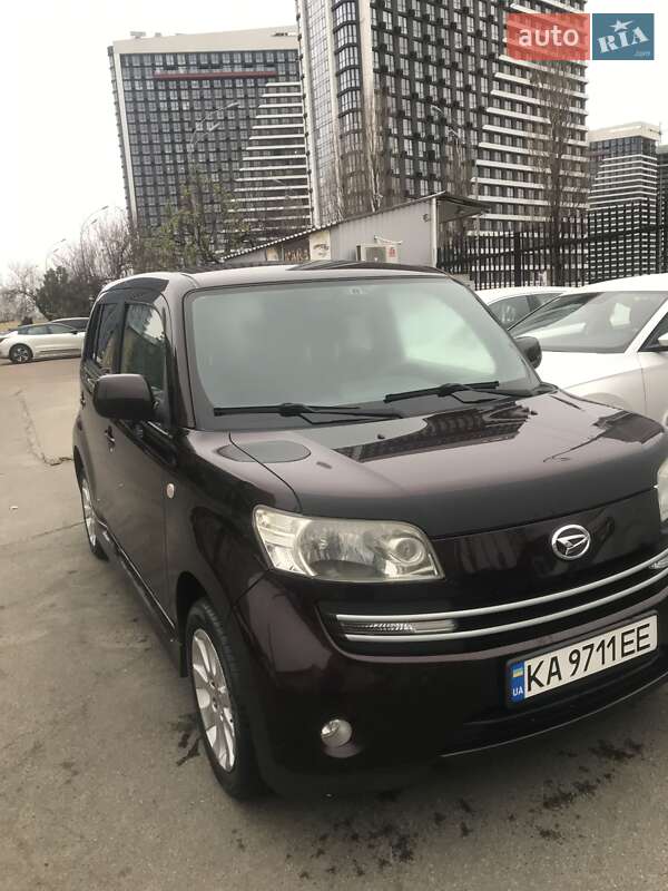 Хэтчбек Daihatsu Materia 2007 в Киеве