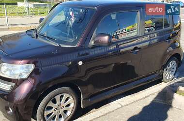 Хэтчбек Daihatsu Materia 2007 в 