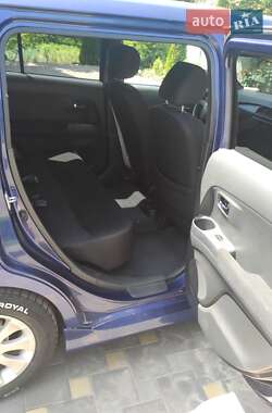 Хэтчбек Daihatsu Materia 2007 в 