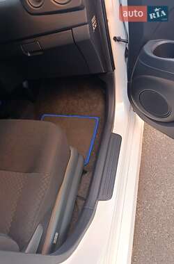 Хетчбек Daihatsu Materia 2009 в 