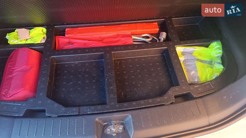 Хетчбек Daihatsu Materia 2009 в Подільську фото 21 Хетчбек Daihatsu Materia 2009 в Подільську