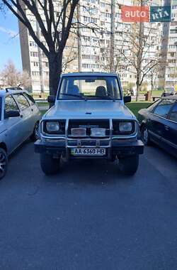 Позашляховик / Кросовер Daihatsu Rocky 1989 в Києві