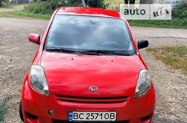 Седан Daihatsu Sirion 2007 в Стрию