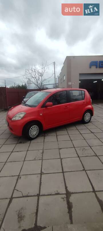 Хетчбек Daihatsu Sirion 2005 в Луцьку