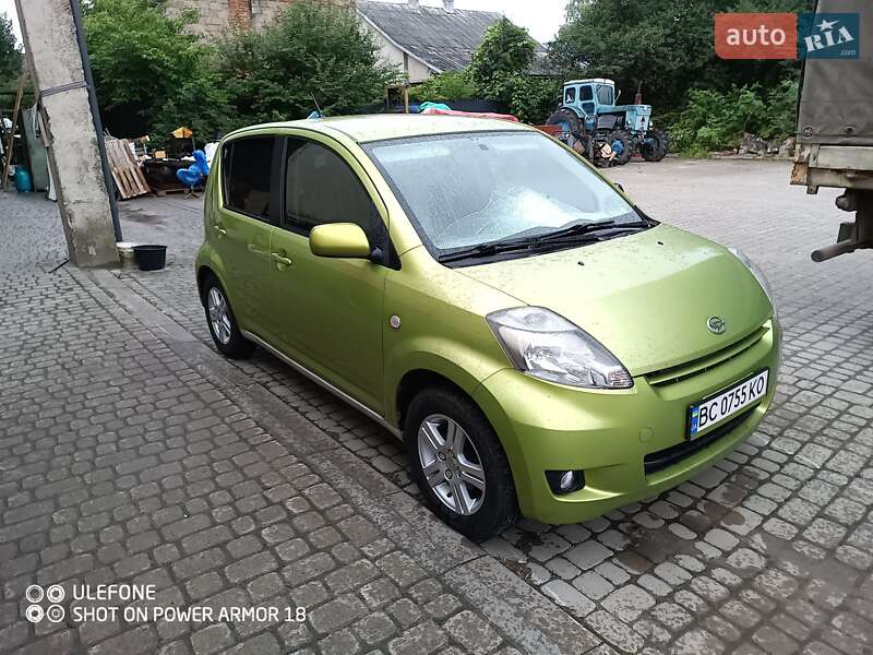 Хэтчбек Daihatsu Sirion 2007 в Львове