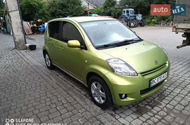Хэтчбек Daihatsu Sirion 2007 в 