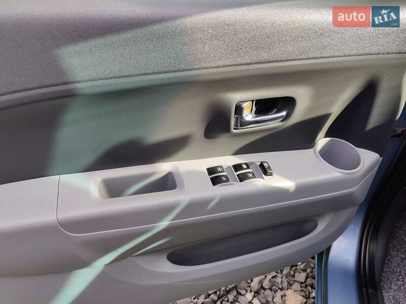 Хетчбек Daihatsu Sirion 2008 в Луцьку
