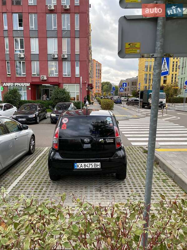 Хэтчбек Daihatsu Sirion 2008 в Киеве