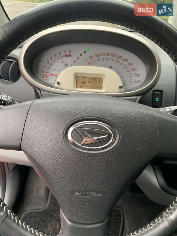 Хэтчбек Daihatsu Sirion 2010 в Ровно