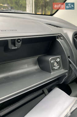 Хэтчбек Daihatsu Sirion 2010 в 
