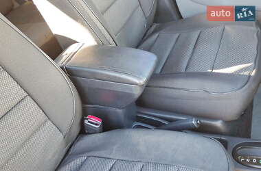 Хэтчбек Daihatsu Sirion 2007 в 