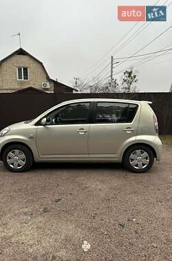 Хетчбек Daihatsu Sirion 2007 в Гостомелі