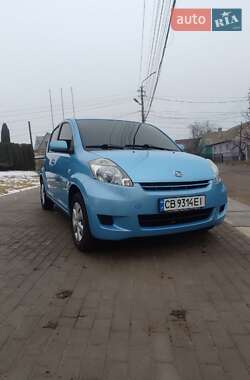 Хетчбек Daihatsu Sirion 2008 в 