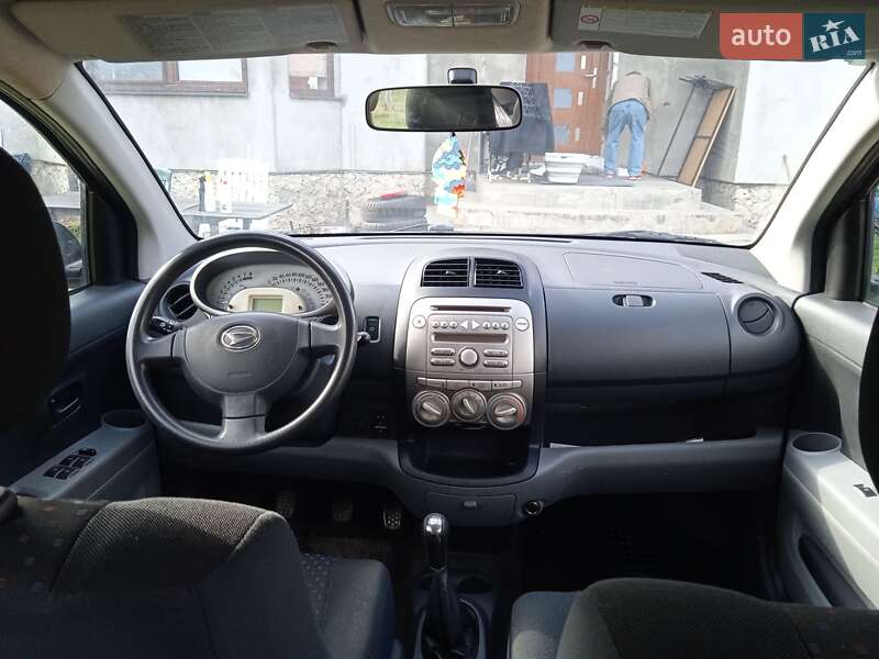Хэтчбек Daihatsu Sirion 2010 в Тернополе