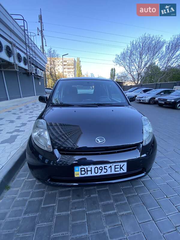 Хэтчбек Daihatsu Sirion 2008 в Одессе