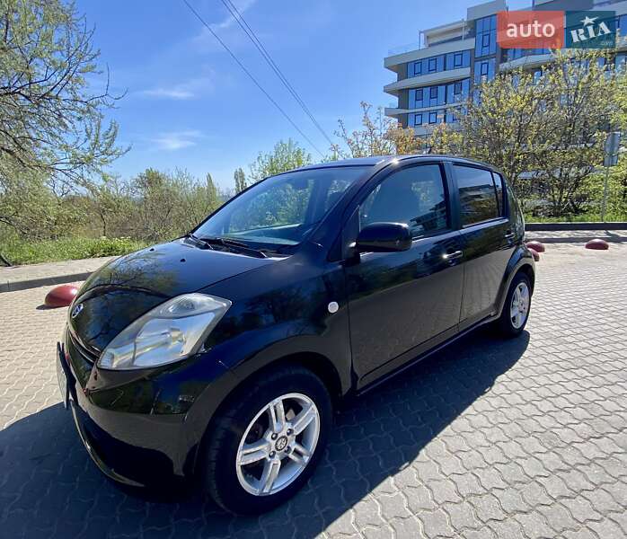 Хэтчбек Daihatsu Sirion 2008 в Одессе