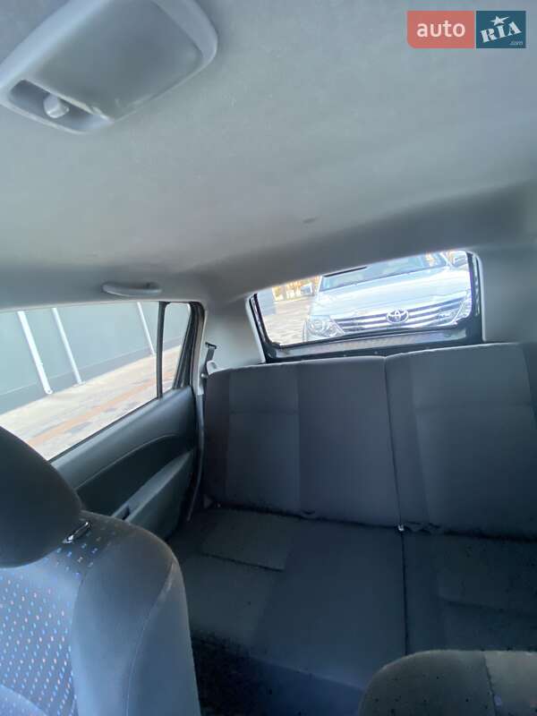 Хэтчбек Daihatsu Sirion 2008 в Одессе