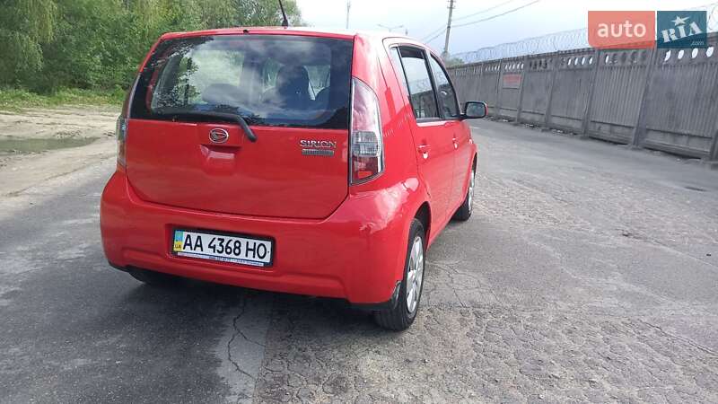 Хэтчбек Daihatsu Sirion 2008 в Киеве