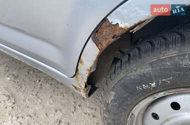 Хэтчбек Daihatsu Sirion 2006 в 