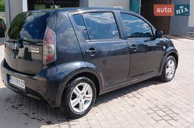 Хэтчбек Daihatsu Sirion 2009 в 