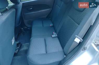 Хэтчбек Daihatsu Sirion 2008 в 