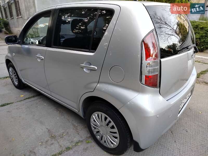 Хэтчбек Daihatsu Sirion 2008 в Одессе