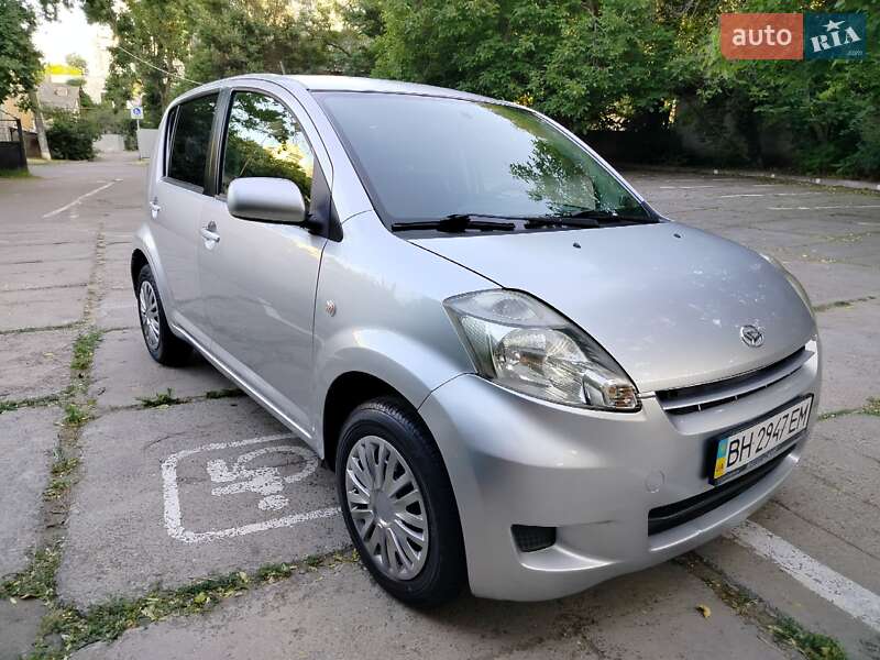 Хэтчбек Daihatsu Sirion 2008 в Одессе