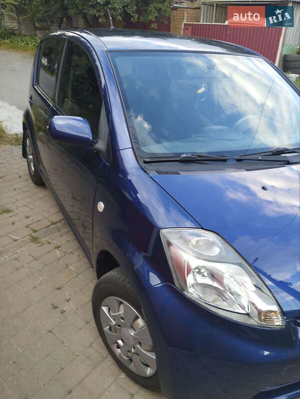 Хэтчбек Daihatsu Sirion 2006 в Виннице