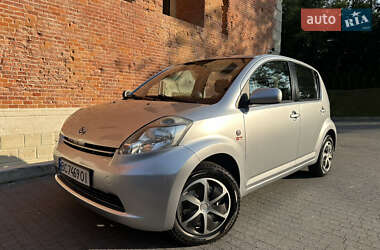 Хэтчбек Daihatsu Sirion 2006 в Львове