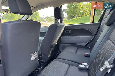 Хэтчбек Daihatsu Sirion 2007 в 