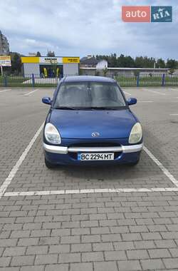 Хетчбек Daihatsu Sirion 1999 в Шептицькому