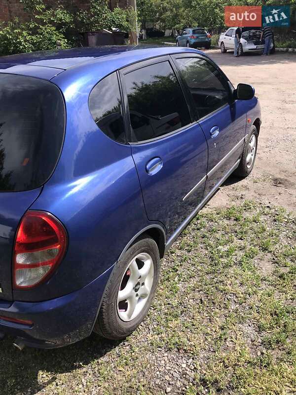 Хэтчбек Daihatsu Sirion 2001 в Кропивницком фото 3 Хэтчбек Daihatsu Sirion 2001 в Кропивницком