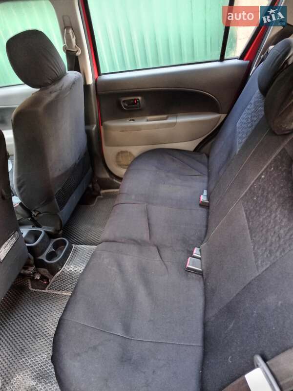 Хэтчбек Daihatsu Sirion 2009 в Тернополе