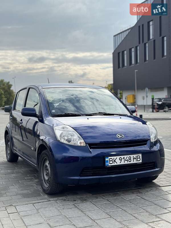 Daihatsu Sirion 2005